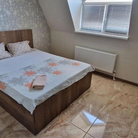 צ'יסינאו Tecuci Apartment In The Center מראה חיצוני תמונה